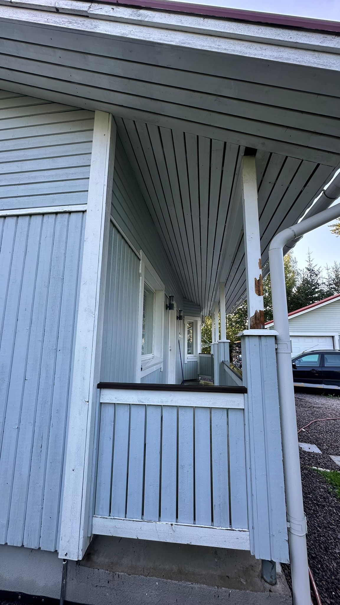 Talon sivu ennen maalausta